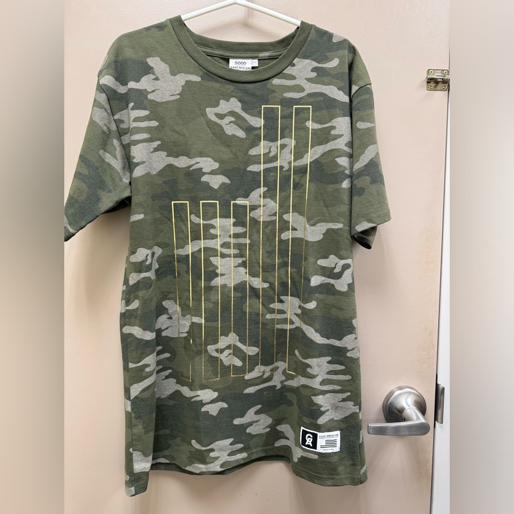 Good American size 2/3 medium/large t-shirt dress camouflage print